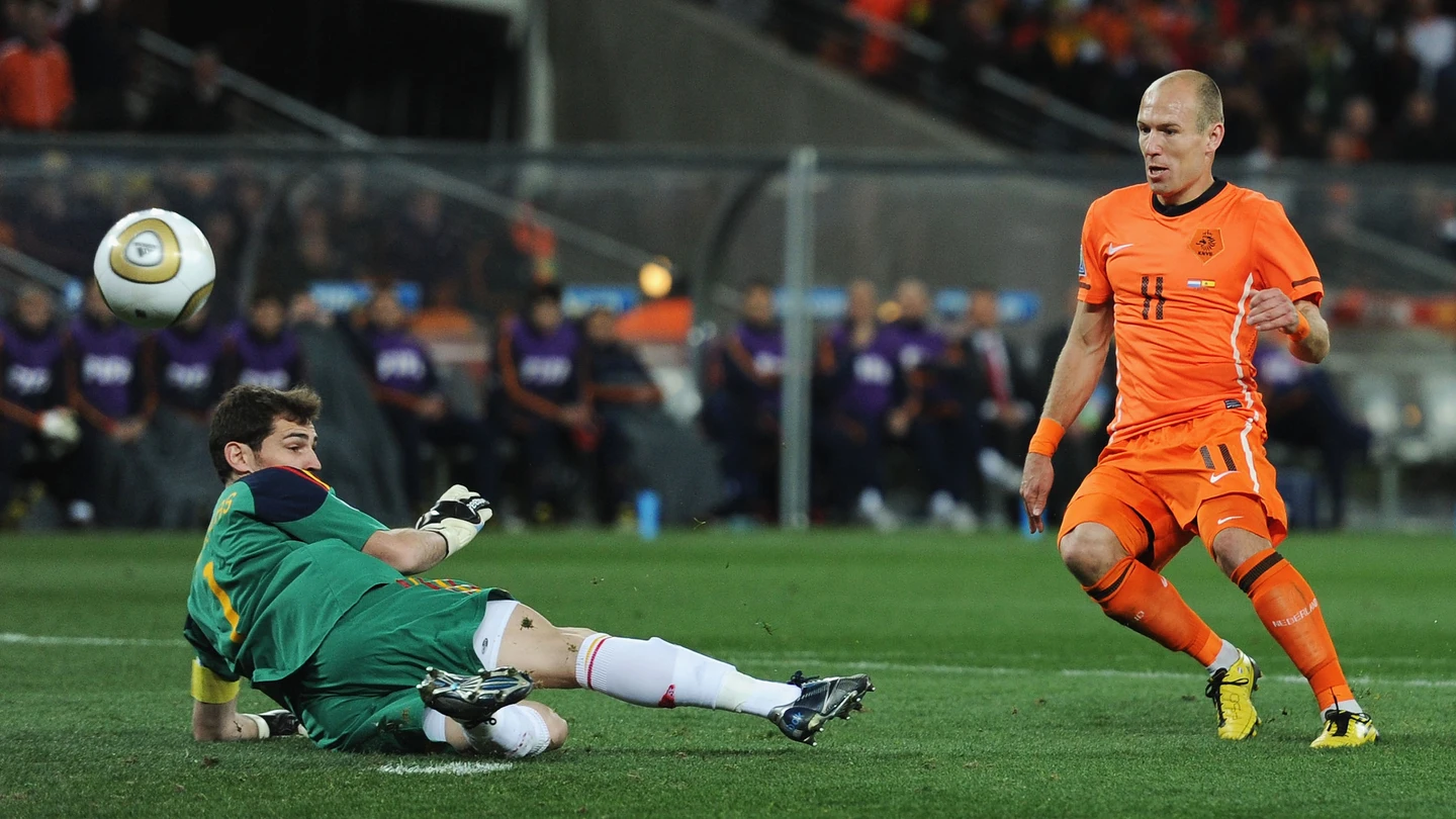 La famosa parada de Casillas a Robben en la final del Mundial de Sudáfrica. La famosa parada de Casillas a Robben en la final del Mundial de Sudáfrica.