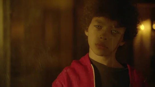 Ethan quiere salvar a Molly enfrentándose al vástago Ethan quiere salvar a Molly enfrentándose al vástago