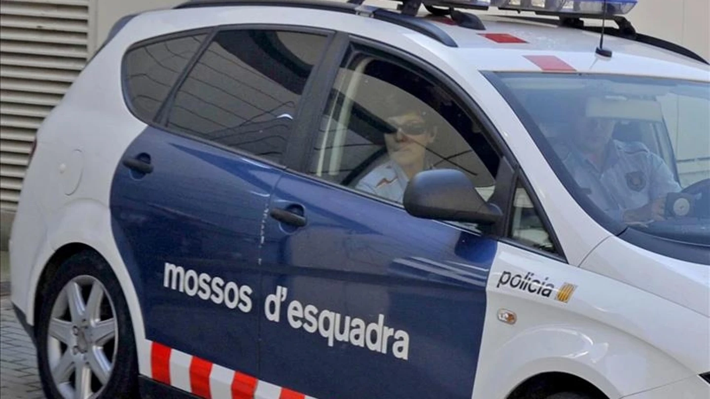 Un coche de los Mossos d'Esquadra Un coche de los Mossos d'Esquadra