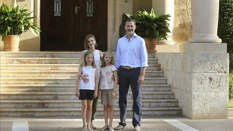 Felipe VI ve con normalidad la apertura del Palacio de Marivent al público