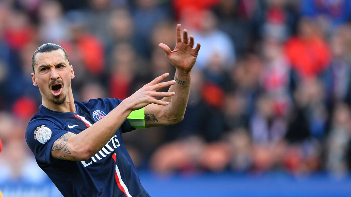 Ibrahimovic, enfadado en un partido con el PSG
