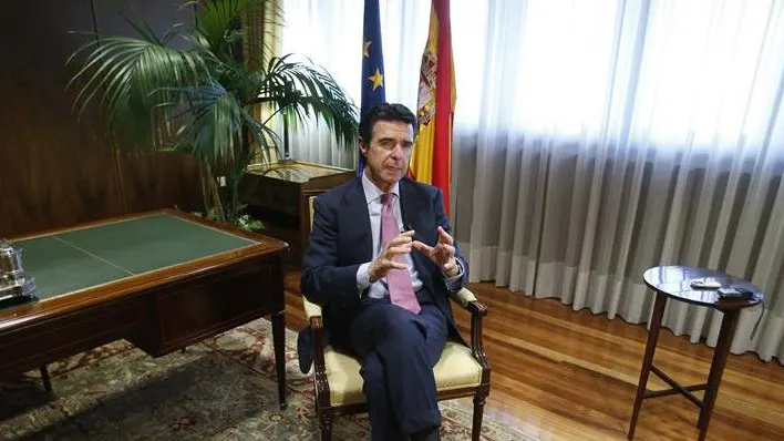 José Manuel Soria durante una entrevista