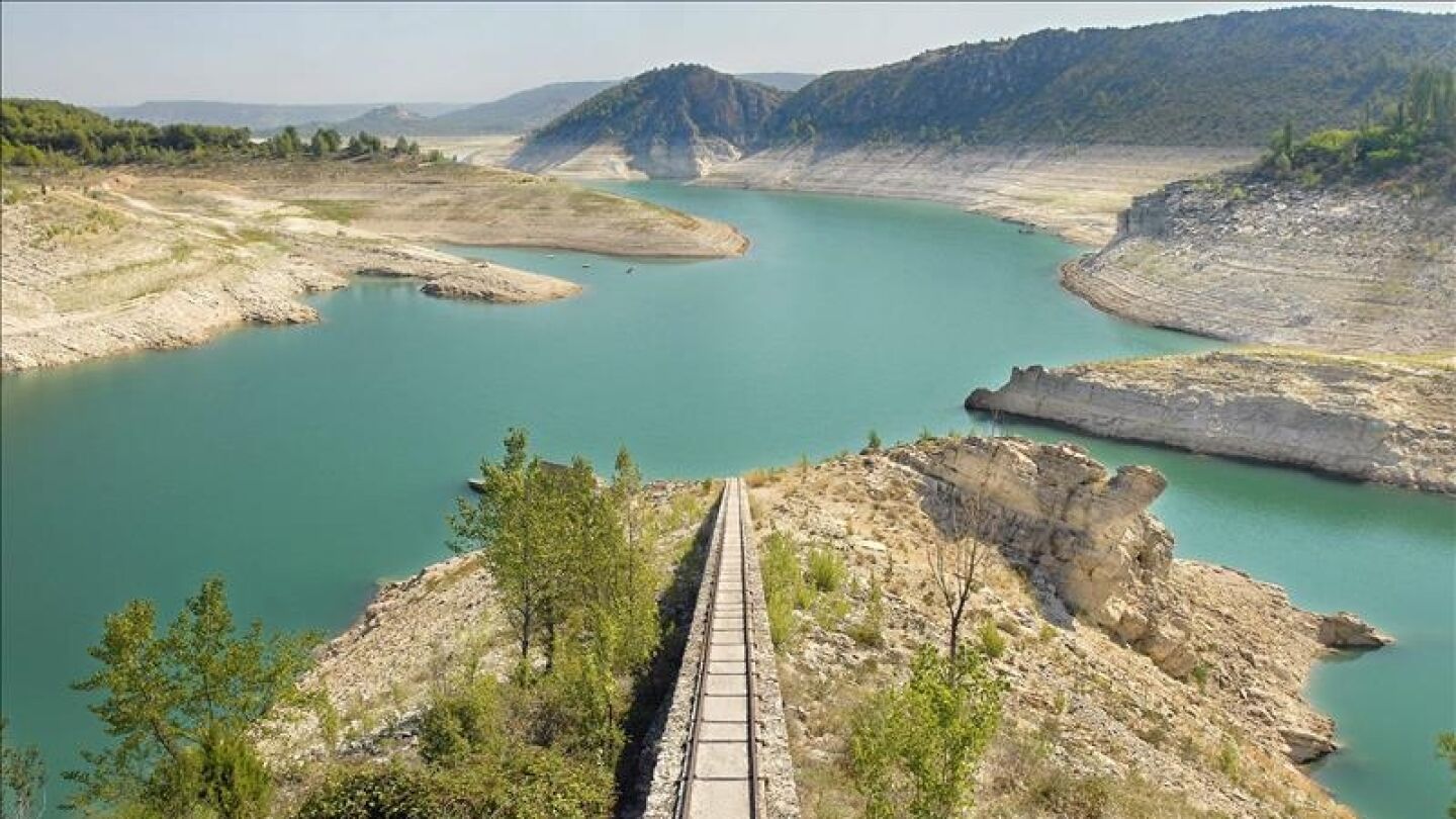 Uno de los embalses del r&iacute;o Tajo