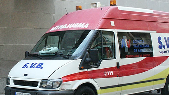 Imagen de archivo de una ambulancia de la Comunidad Valenciana Imagen de archivo de una ambulancia de la Comunidad Valenciana