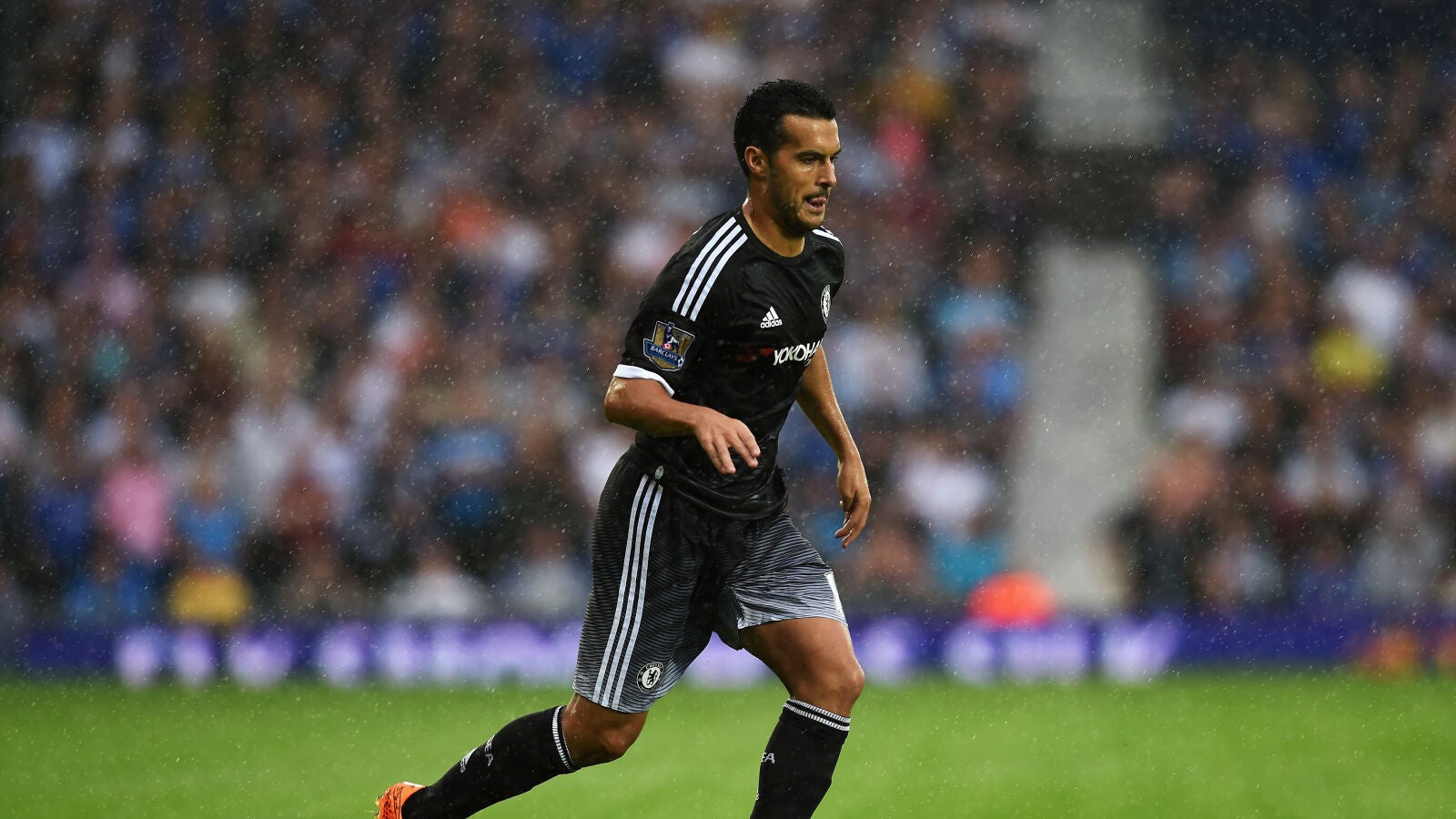 El delantero del Chelsea Pedro Rodr&iacute;guez durante una jugada