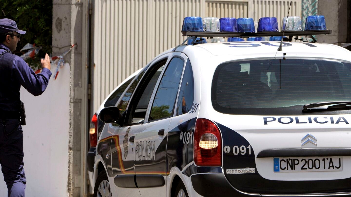 Un coche de la Polic&iacute;a Nacional