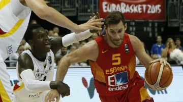 Rudy Fernández en un partido de la Selección Española contra Alemania