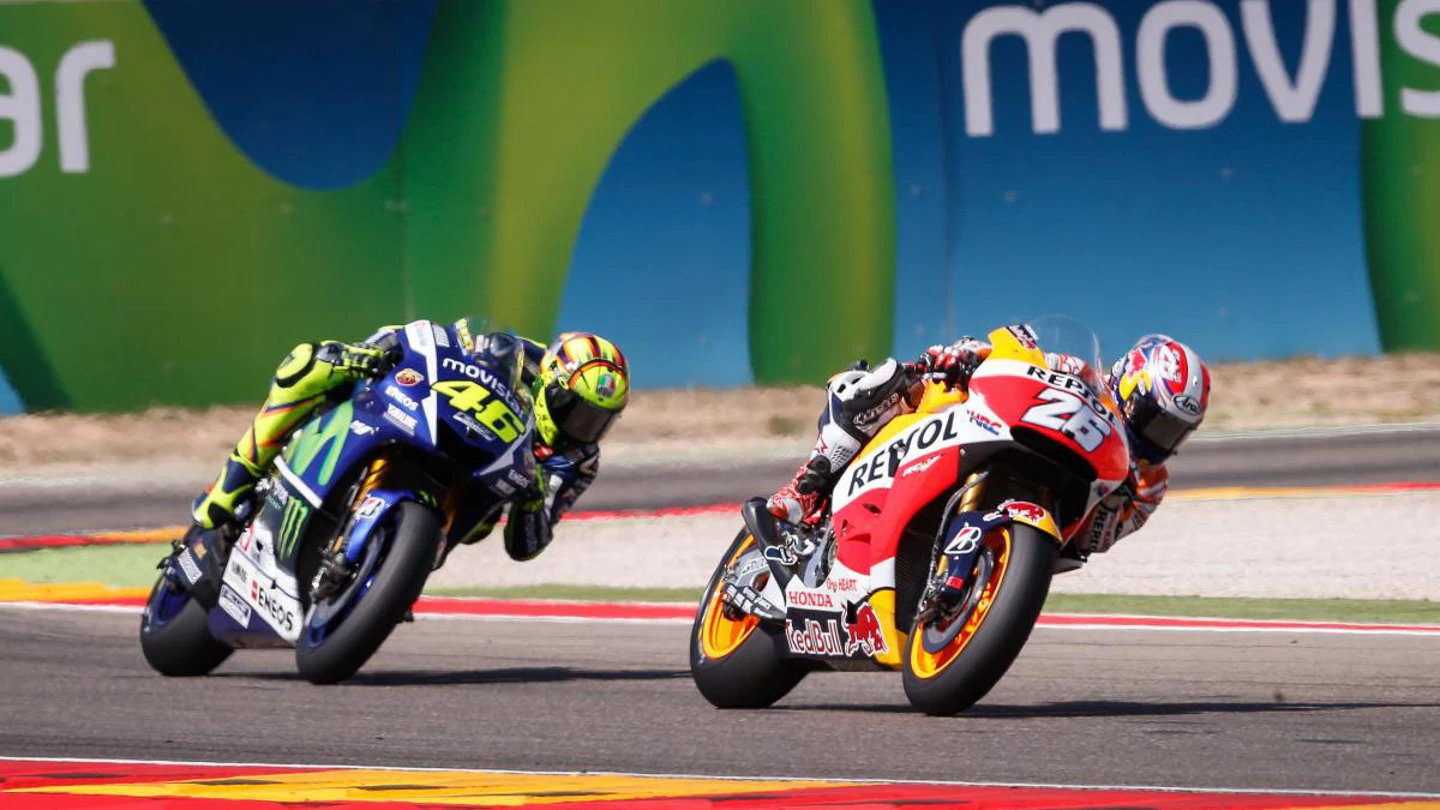 Rossi pelea con Dani Pedrosa Rossi pelea con Dani Pedrosa