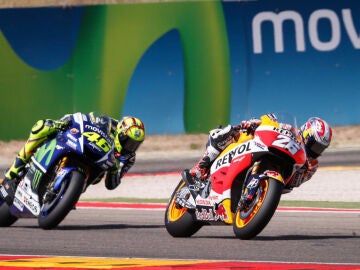 Rossi pelea con Dani Pedrosa