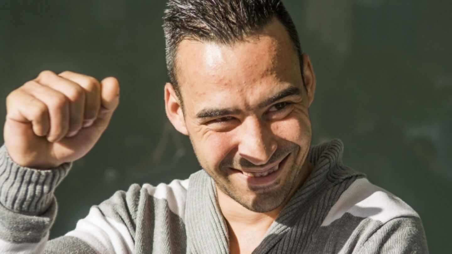 Adri&aacute;n Moreno