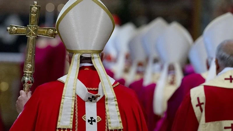 El Papa, en una misa en el Vaticano