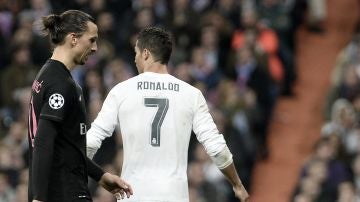 Cristiano Ronaldo junto a Zlatan Ibrahimovic