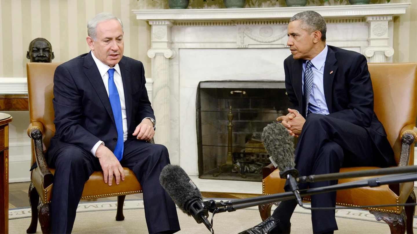 El primer ministro israelí, Benjamin Netanyahu, conversa con el presidente estadounidense, Barack Obama El primer ministro israelí, Benjamin Netanyahu, conversa con el presidente estadounidense, Barack Obama