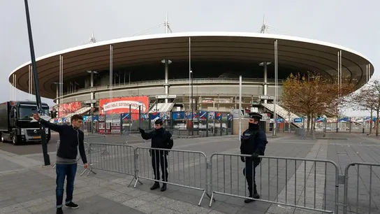 El estadio donde se produjo el atentado vigilado por la Policía El estadio donde se produjo el atentado vigilado por la Policía