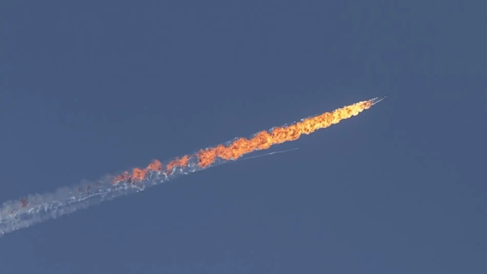 Imagen del avión ruso derribado por Turquía