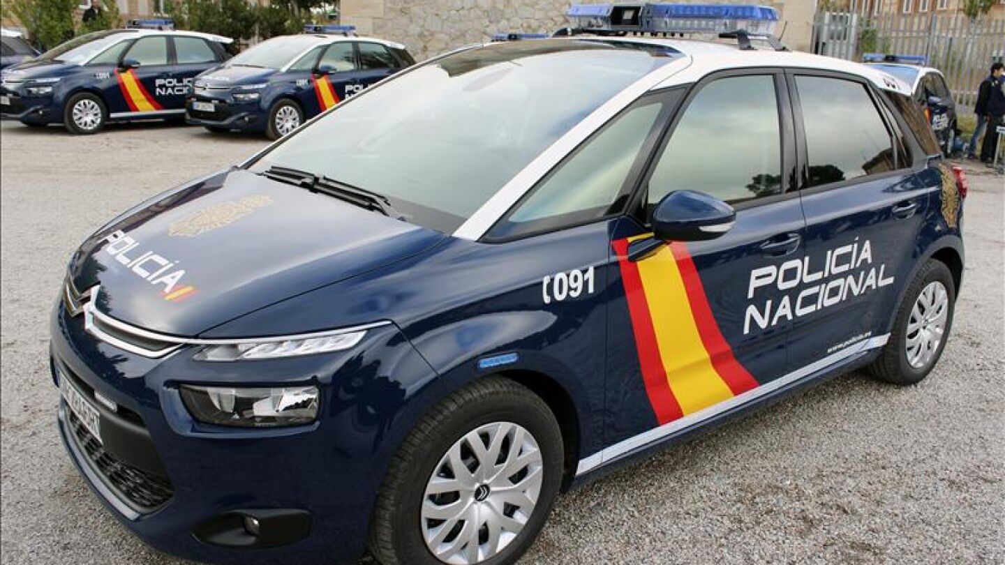 Un coche de la Polic&iacute;a Nacional