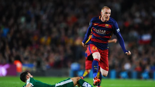 Mathieu, durante un partido con el Barcelona Mathieu, durante un partido con el Barcelona