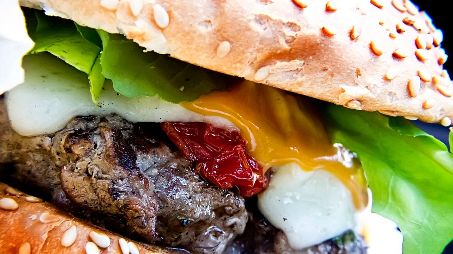 Alertan de un nuevo riesgo de la comida r&aacute;pida