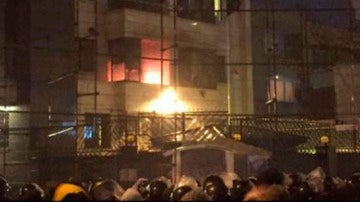 Incendio embajada en Irán