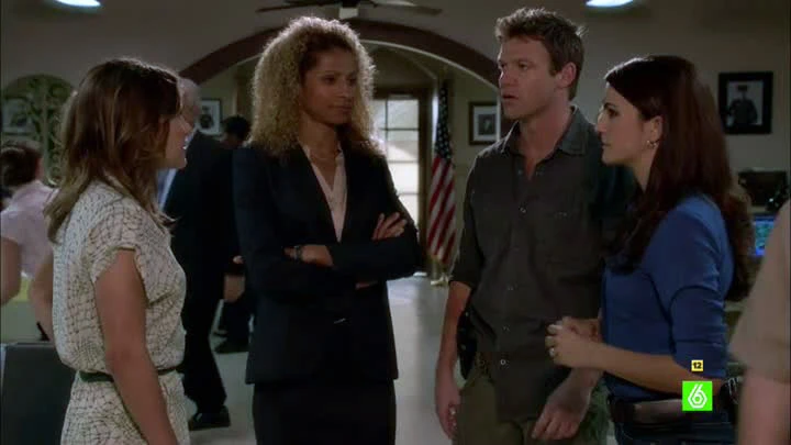 Callie conoce a la detective Samantha Harper, la exnovia de Jim