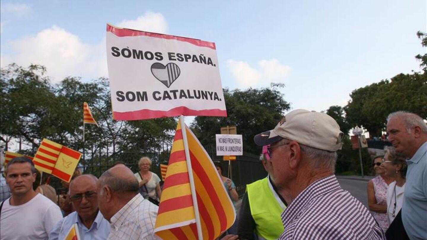 Manifestaci&oacute;n en Barcelona contra la independencia