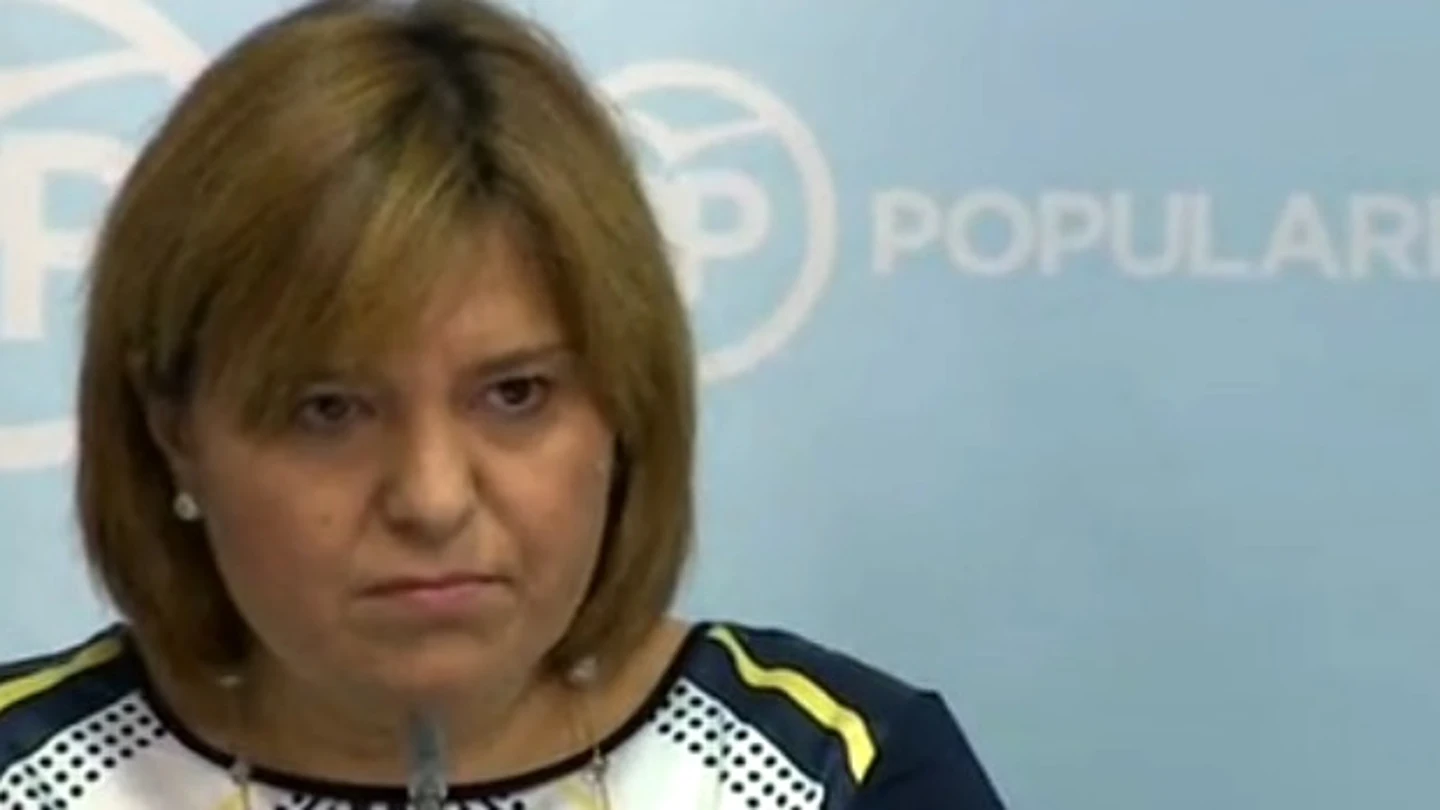 Isabel Bonig en rueda de prensa Isabel Bonig en rueda de prensa