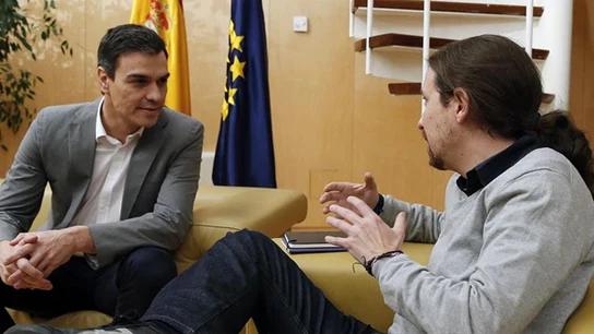 Pedro Sánchez y Pablo Iglesias en su encuentro Pedro Sánchez y Pablo Iglesias en su encuentro