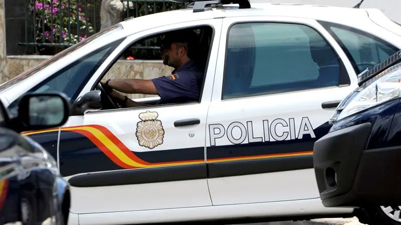 Un coche de la Policía Nacional Un coche de la Policía Nacional