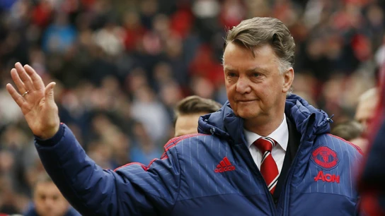 Van Gaal saluda Van Gaal saluda