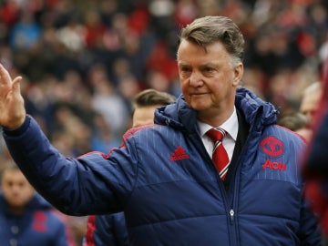 Van Gaal saluda Van Gaal saluda