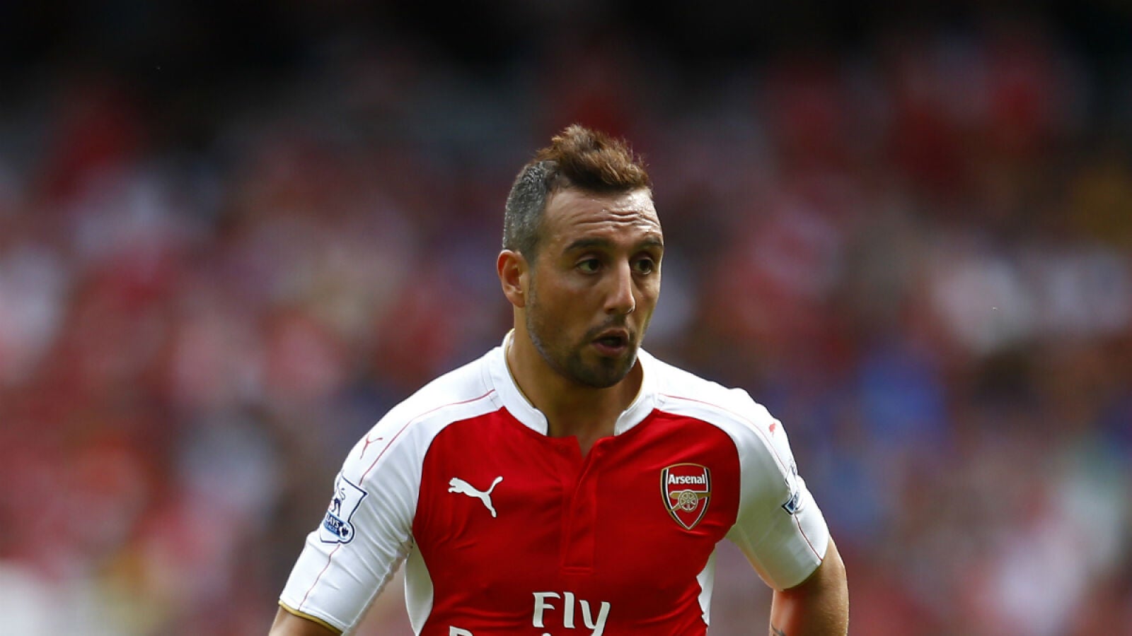 Santi Cazorla durante un partido con el Arsenal