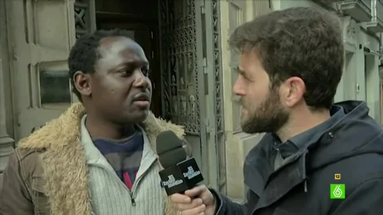 Adama: “Es una barbaridad que tengamos que pagar 309 euros de tasas para conseguir la nacionalidad” Adama: “Es una barbaridad que tengamos que pagar 309 euros de tasas para conseguir la nacionalidad”