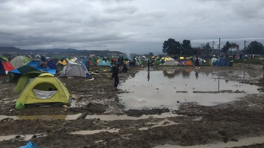 Imagen de un campo de refugiados al norte de Grecia Imagen del campo de refugiados al norte de Grecia