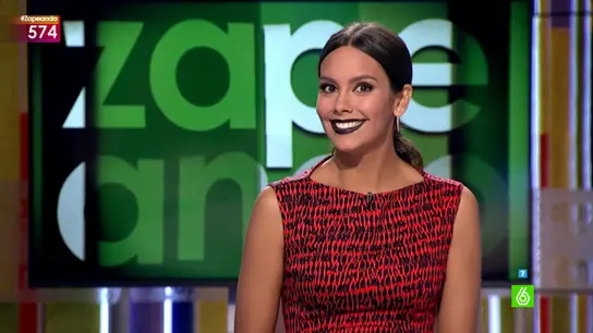 Cristina Pedroche con sus labios negros Cristina Pedroche con sus labios negros
