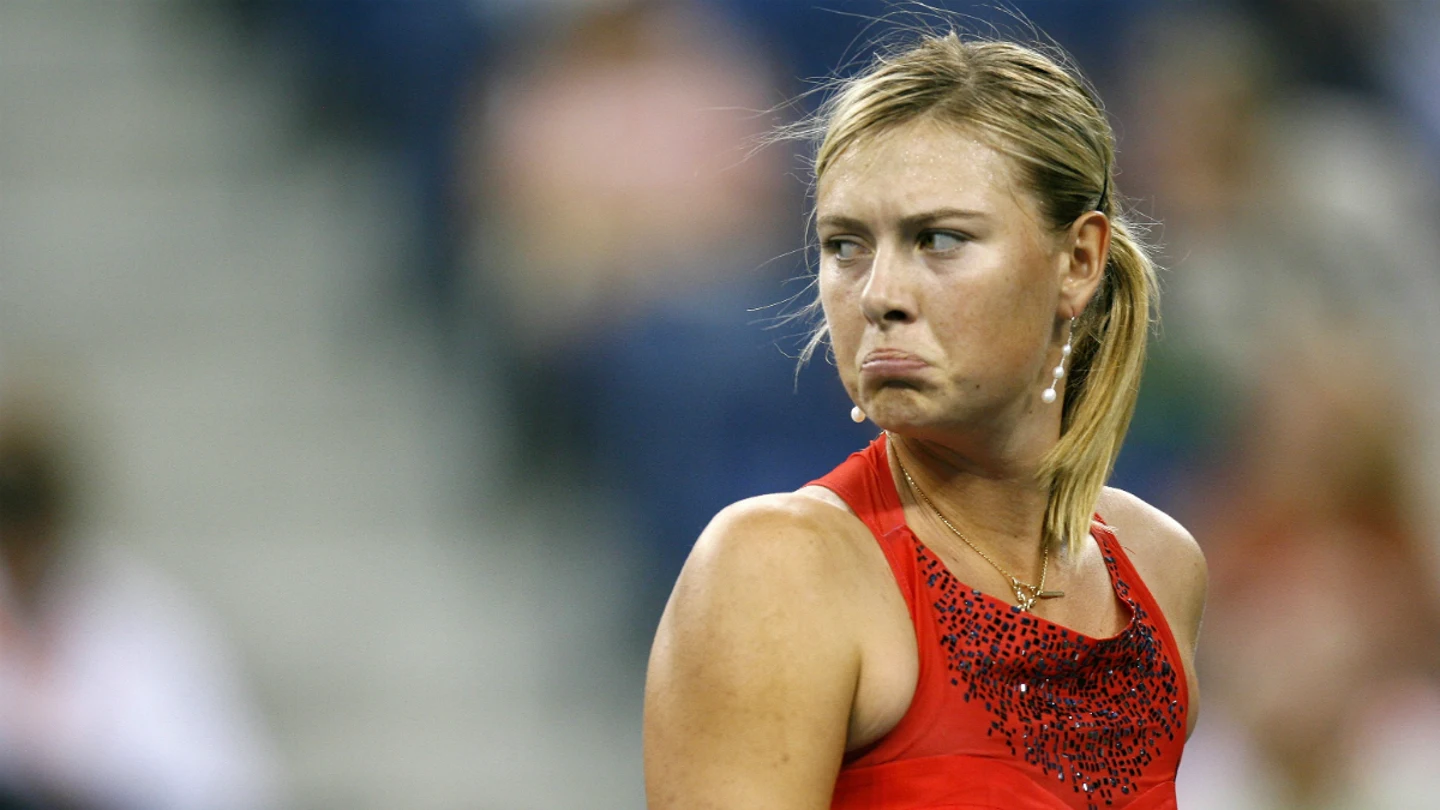 Maria Sharapova gesticula durante un partido Maria Sharapova gesticula durante un partido