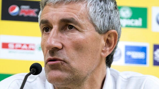 Seti&eacute;n en rueda de prensa.