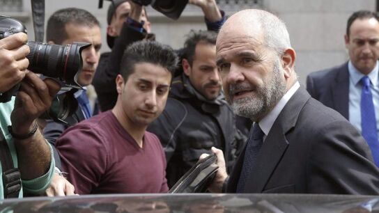 Manuel Chaves, a la salida del tribunal