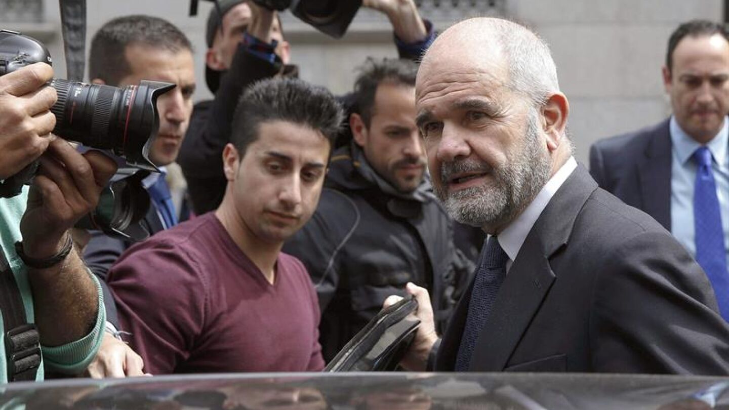 Manuel Chaves, a la salida del tribunal