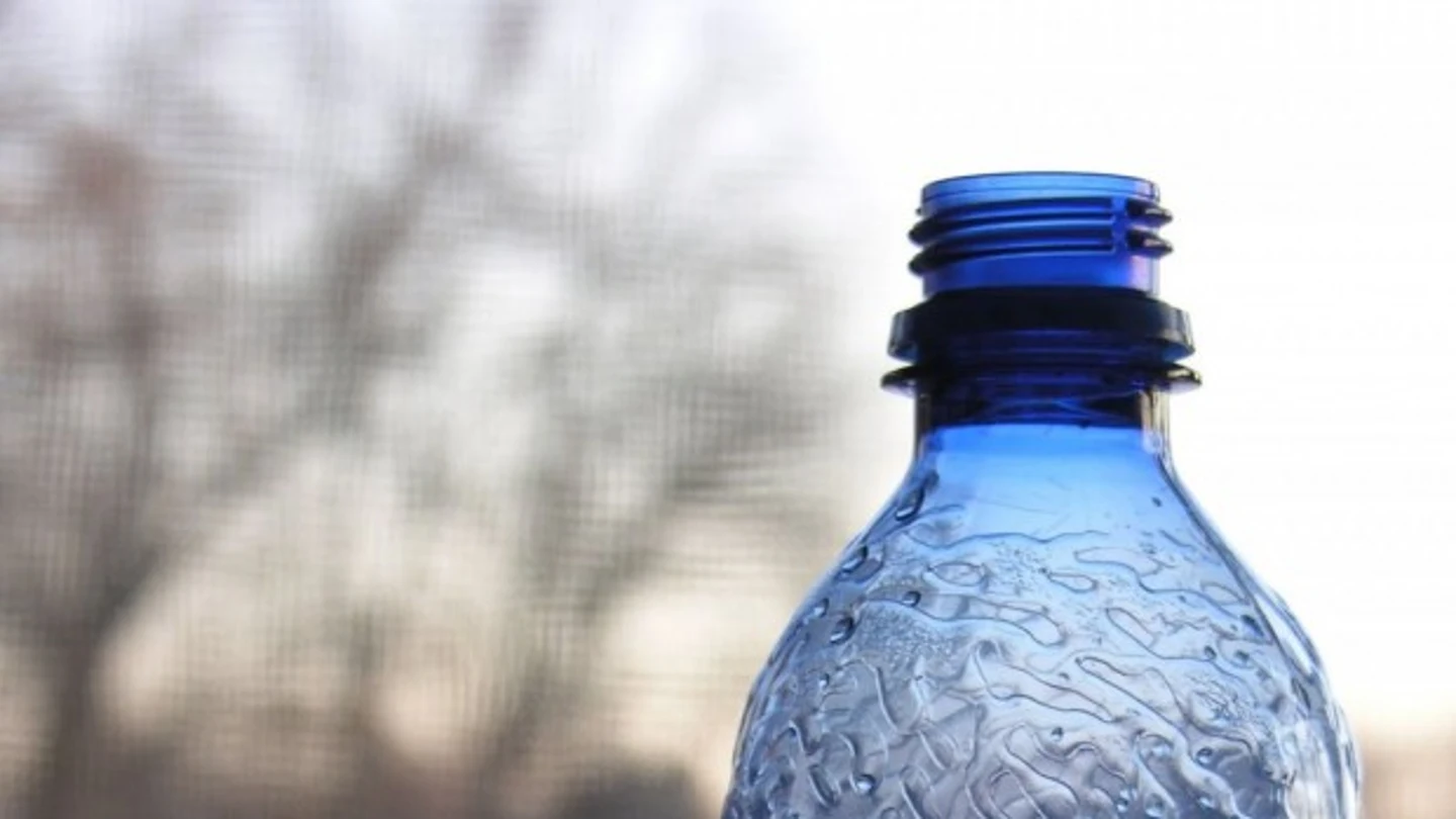 Botella de plástico Botella de plástico