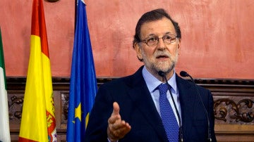 Mariano Rajoy habla ante los medios