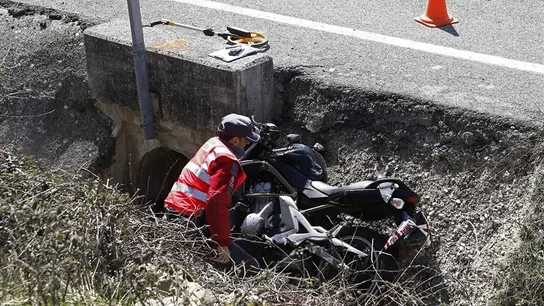 Imagen de archivo de un accidente de moto Imagen de archivo de un accidente de moto