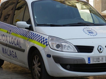 Coche de la Policía Local de Málaga Coche de la Policía Local de Málaga