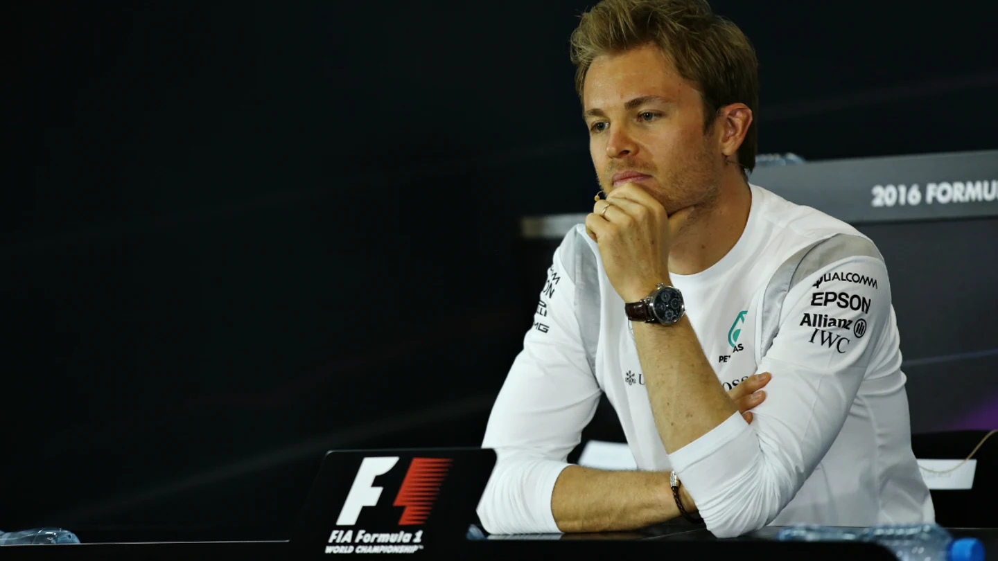 Nico Rosberg en rueda de prensa Nico Rosberg en rueda de prensa