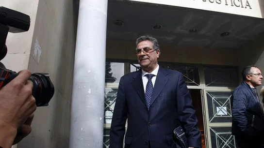 Enrique Ortiz saliendo de los juzgados (Archivo) Enrique Ortiz saliendo de los juzgados (Archivo)