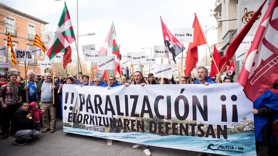 Más de 300 aragoneses y navarros piden que se desestime el proyecto de recrecemiento del embalse de Yesa Más de 300 aragoneses y navarros piden que se desestime el proyecto de recrecemiento del embalse de Yesa