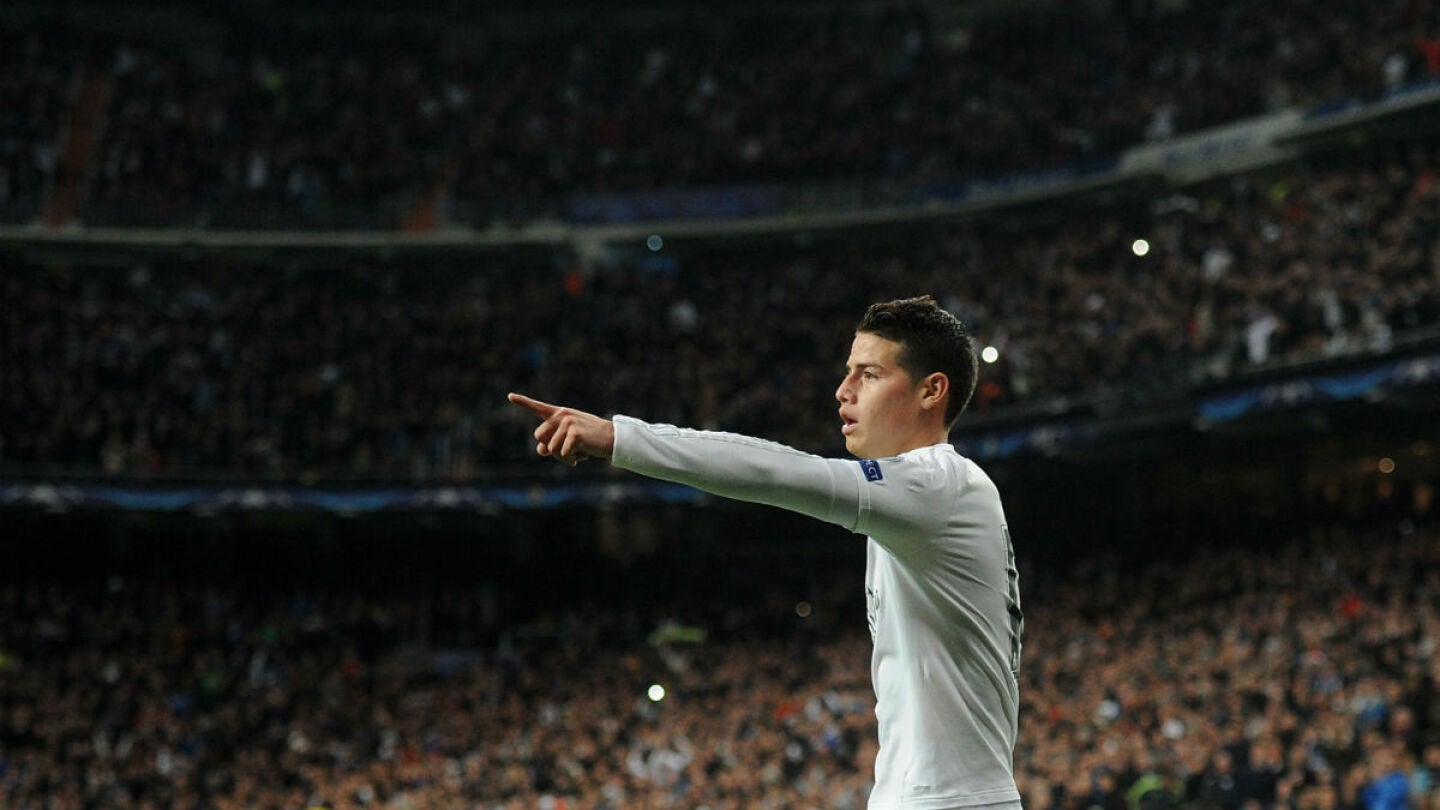 James Rodr&iacute;guez celebra un gol con el Real Madrid