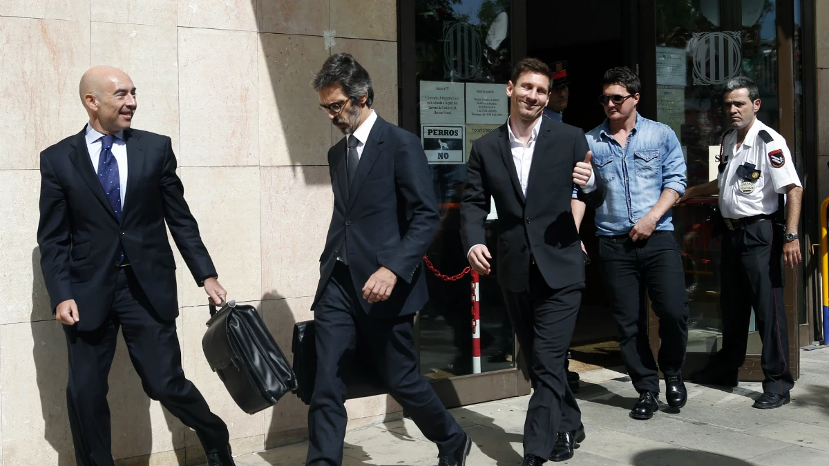 Leo Messi, saliendo de los juzgados Leo Messi, saliendo de los juzgados