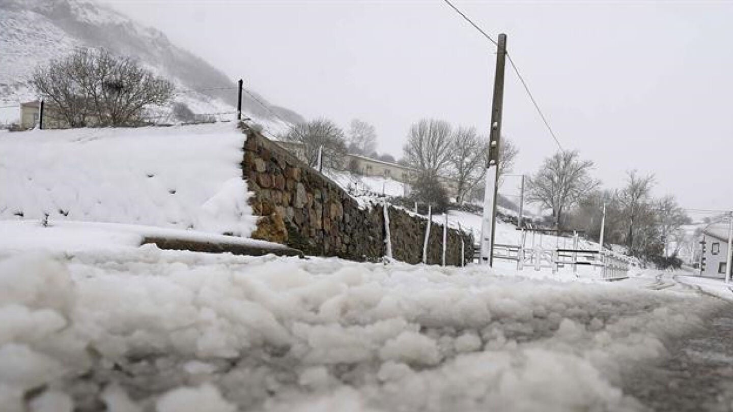 El temporal azota la Pen&iacute;nsula
