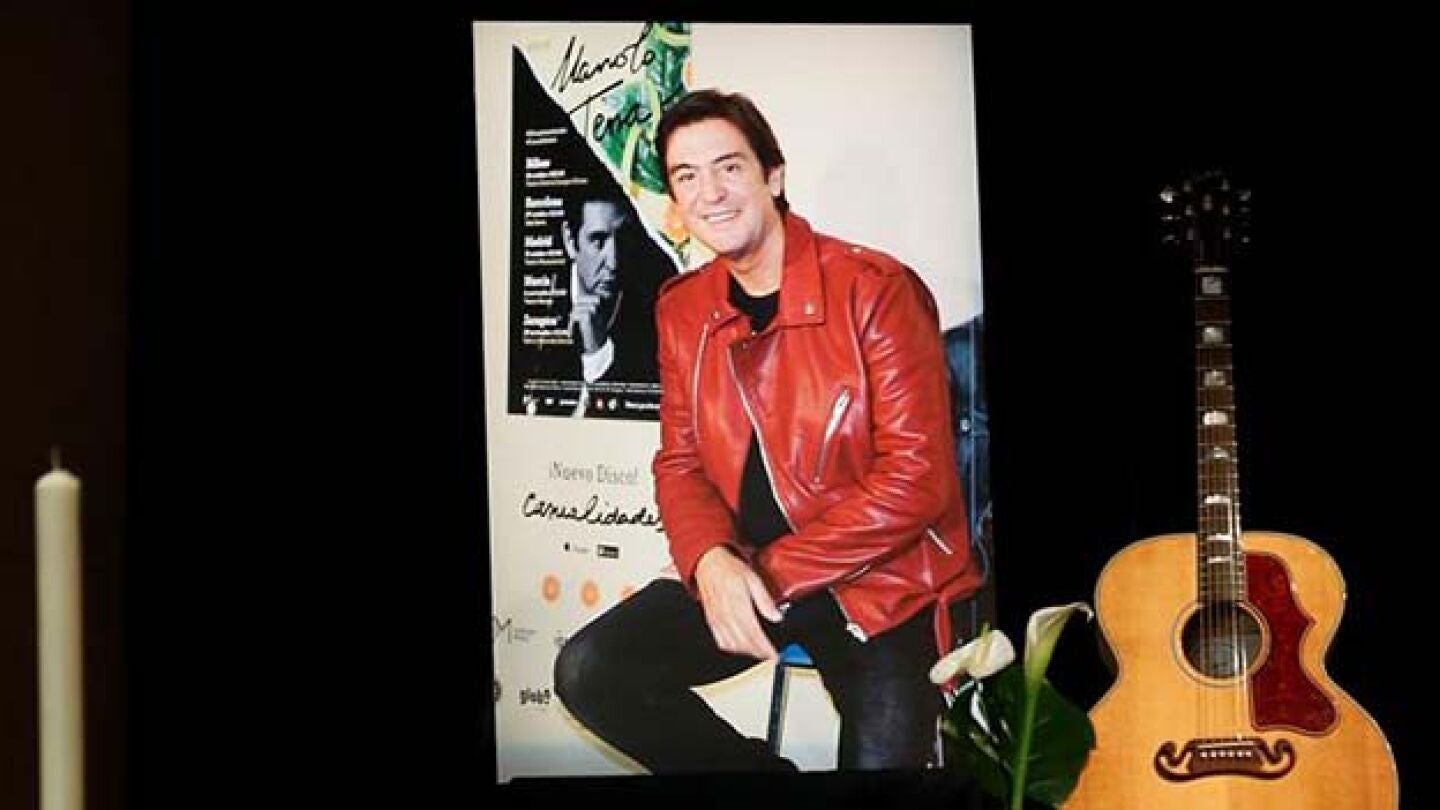 Capilla ardiente del cantante Manolo Tena en la sede de la SGAE