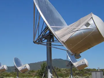 Parte de los 42 telescopios que forman parte del Allen Telescope Array Parte de los 42 telescopios que forman parte del Allen Telescope Array